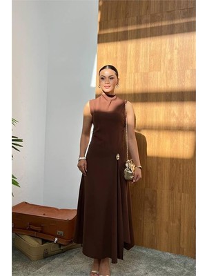 Dip Moda Kadın kahverengi kalın askılı gold toka detaylı midi boy yırtmaçlı elbise