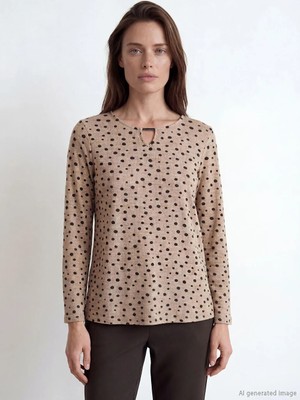 LC Waikiki Bej Bisiklet Yaka Puantiyeli Bluz