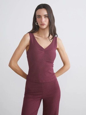 LC Waikiki Bordo V Yaka Dokulu Büzgülü Bluz