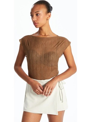 LC Waikiki Haki Kayık Yaka Dokulu Bluz