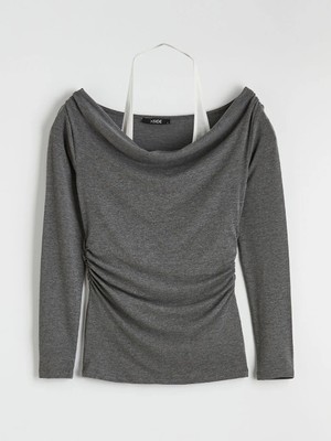LC Waikiki Antrasit Kayık Yaka Büzgülü Bluz