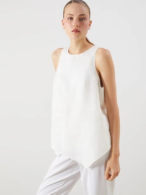 LC Waikiki Ekru Bisiklet Yaka Keten Karışımlı Asimetrik Kesim Bluz