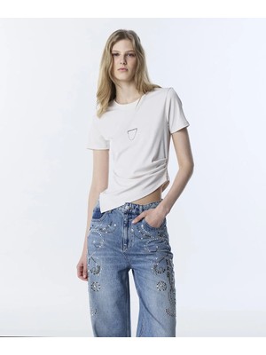 Twist ZİNCİR AKSESUARLI ASİMETRİK TİŞÖRT TS1260070111003