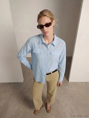 LC Waikiki Mavi Çizgili Kadın Gömlek