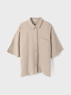 LC Waikiki Bej Önden Düğme Kapamalı Düz Cep Detaylı Kısa Kollu Kadın Gömlek