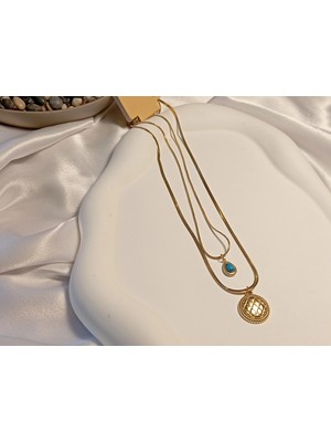 Euro Aksesuar Antik Desenli Madalyon ve Turkuaz Taş Detaylı 316 L Çelik Kolye