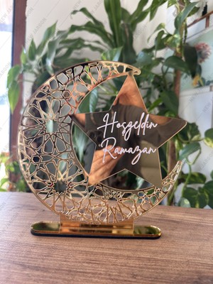 New Jargon Hoşgeldin Ramazan Yazılı Dekoratif Süs – Ay Yıldız Desenli Altın Aynalı Pleksi Ramazan Dekoru