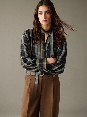 LC Waikiki Gri Şal Yaka Ekose Kadın Gömlek