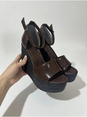 Asmi Shoes Kadın Dolgu Topuklu Kahverengi Kırışık Rugan Ayakkabı Rahat Yüksek Topuklu (11CM)