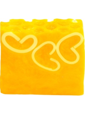Bomb Cosmetics Honey Bee Good 100 gr Sabun Dilimi Canlandırıcı Sedir Ağacı ve Adaçayı Yağı Özlü