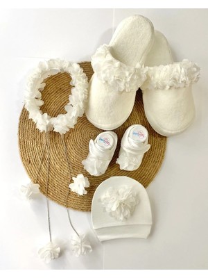 İrembaby Anne Bebek Lohusa Seti Beyaz Çiçekli Lohusa Tacı Terlik Bebek Ayakkabı Bebek Şapkası Lohusa Takımı