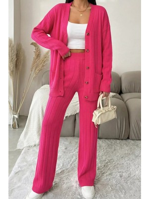 Gülseli Kadın Ön Düğmeli Kendinden Çizgi Desenli Triko Hırka Pantolon Ikili Takım P-00018935