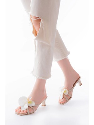 S-622 Bej Orkide Detaylı Ince Topuklu Kadın Terlik