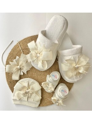 İrembaby Anne Bebek Lohusa Seti Krem Lohusa Tacı Terlik Bebek Ayakkabısı ve Bebek Şapkası Lohusa Takımı