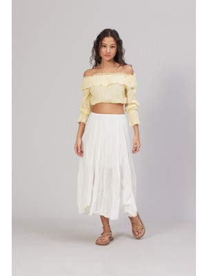 Nisan Triko Dantel Detaylı Bluz