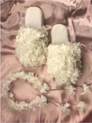 İrembaby Incili Tüylü Çiçekli Lohusa Terlik Taç Seti 1044 – Lohusa Seti – Lohusa Seti – Lohusa Seti