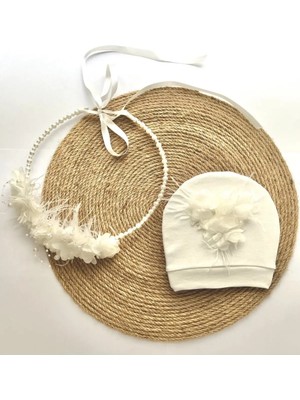 İrembaby Anne Bebek Lohusa Seti Beyaz Çiçekli Incili Tasarım Lohusa Tacı ve Bebek Şapkası Lohusa Takımı