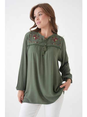 Mermaya Yaka Bağlamalı, Etamin Desen Nakışlı, Bürümcük Bluz