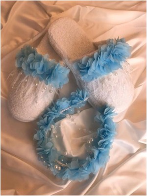 İrembaby Beyaz Incili Mavi Çiçek Süslemeli Lohusa Terlik Taç Takımı – Lohusa Seti – Lohusa Seti – Lohusa Seti