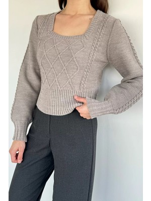 Gülseli Kare Yaka Örgü Desenli Kadın Triko Kazak P-00018861