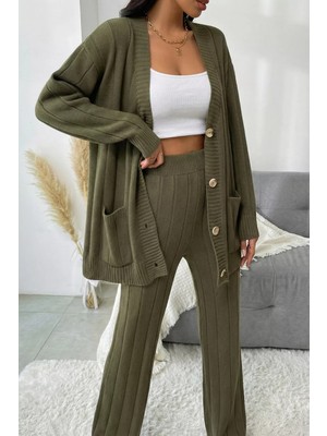 Gülseli Kadın Ön Düğmeli Kendinden Çizgi Desenli Triko Hırka Pantolon Ikili Takım P-00018935