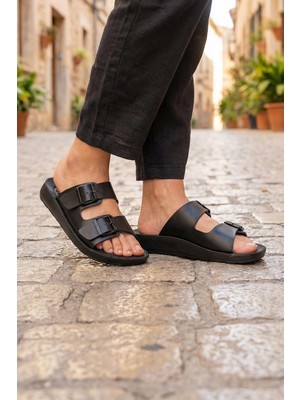 Gezer Yazlık Kadın Rahat Taban Suni Deri Çift Toka Ayarlanabilir Günlük Terlik