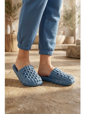 Gezer Yazlık Eva Kadın Ev Banyo Bahçe Havuz Plaj Terlik