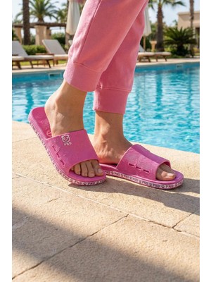 Gezer Yazlık Kaydırmaz Taban Kadın Terlik