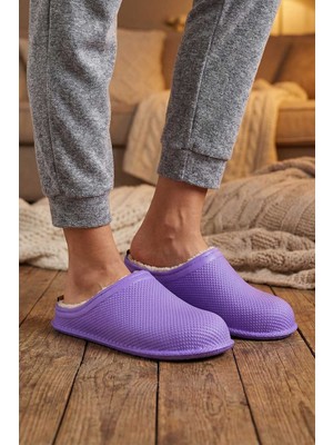 Gezer Kışlık Kauçuk Islak Zemine Uygun Ev Bahçe İçi Peluşlu Kadın Terlik