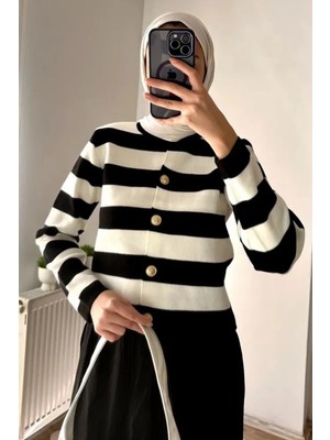 Tesettür Diyarı Çizgili Gold Düğmeli Hırka- Siyah Standart Beden (36-42 Uyumludur)