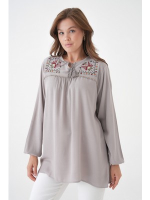 Mermaya Yaka Bağlamalı, Etamin Desen Nakışlı, Bürümcük Bluz