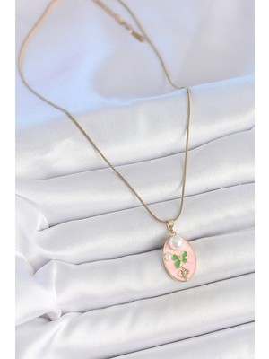 Nemere 316L Çelik Gold Renk Zincir Pembe Mineli Oval Incili Çiçek Işlemeli Portre Model Kadın Kolye