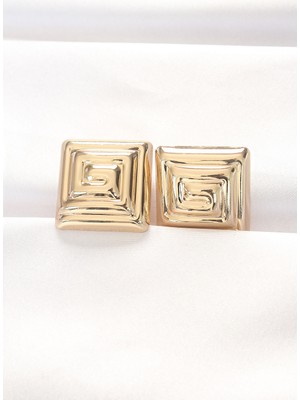 Pirinç Gold Renk Kare Form Küpe Nemere