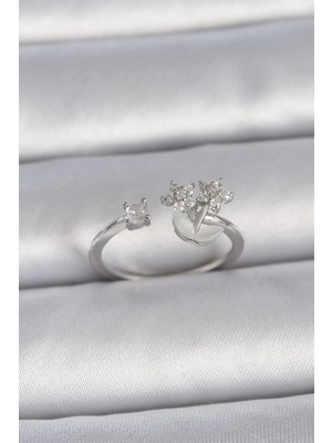 Pirinç Gümüş Renk Ayarlanabilir Zirkon Taşlı Yıldız Model Kadın Yüzük Nemere