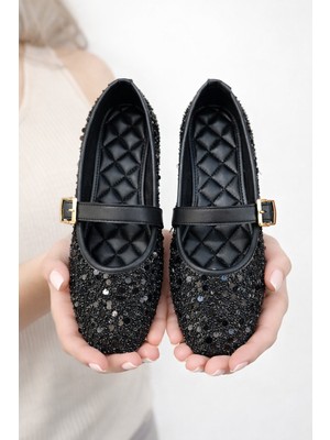 Redtan Kadın Siyah Pullu Tokalı Babet Modern Tasarım Günlük Ayakkabı