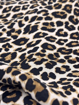 Elna Kumaş Bej Zemin Leopar Desenli Viskon Kumaş – Hafif, Akışkan ve Doğal Dokulu (147 cm En) ELNV102
