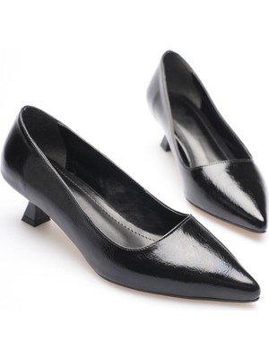 Zerenyus ZR20MS03 Premium Siyah Kırışık Rugan Kadın Günlük Kısa Topuklu Stiletto