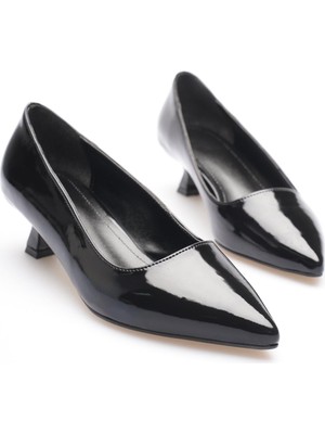 Zerenyus ZR20MS03 Premium Siyah Rugan Kadın Günlük Kısa Topuklu Stiletto