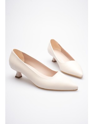 Zerenyus ZR20MS03 Premium Bej Kadın Günlük Kısa Topuklu Stiletto