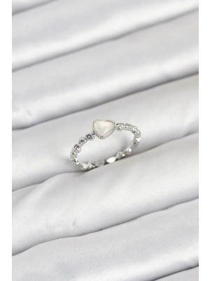 Luz&Pos Pirinç Gümüş Renk Kalpli Model Kadın Yüzük