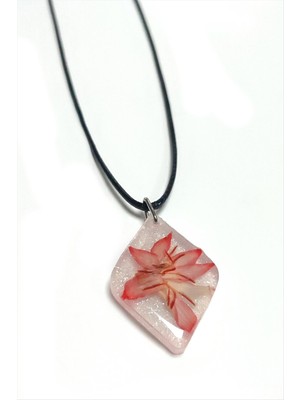 Tesbih Çiçeği Baklava Dilimli Epoksi Kolye Nemere