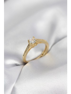 Tek Taş Gold Renk Zirkon Taşlı Model Kadın Yüzük Nemere