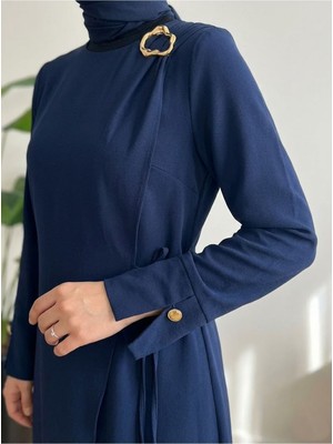 Miostil Omuz ve Manşet Detaylı Elbise-Lacivert