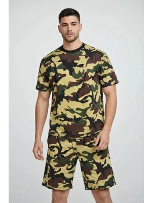 Erkek Kamuflaj Desenli Tişört Şort Takım – Regular Fit Günlük Spor 2’li Yazlık Kombin - Kamuflaj