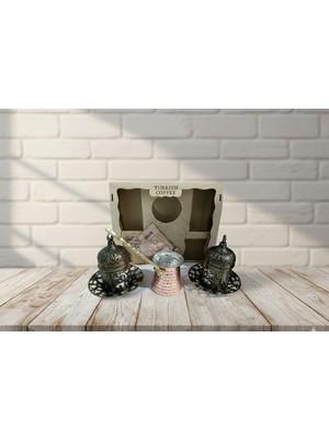 Meya Design Dekoratif Türk Kahvesi Seti – Zamak Gövdeli Seramik Fincan ve Bakır Cezve