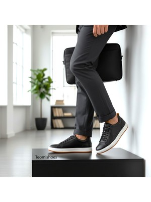 Turuncu Taban Siyah Sneaker