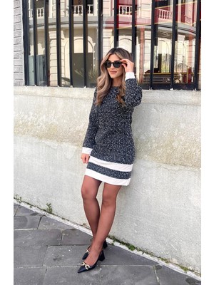 Modatıkla Kadın Uzun Kollu Yuvarlak Yaka Etek Ucu Şerit Detaylı Kısa Dokuma Elbise