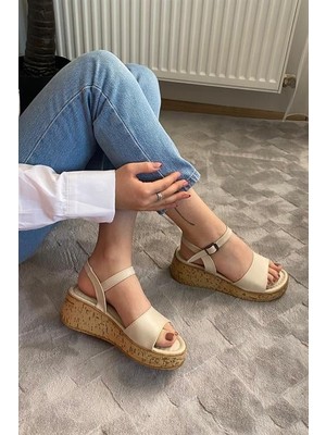 Difolia Kadın Bohema Bej Cilt Tek Bantlı Kalın Mantar Taban Ortopedik  Sandalet  K-210