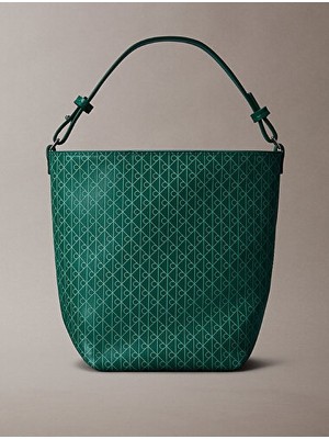 Calvin Klein Kadın Emblem Aop Küçük Bucket Çanta