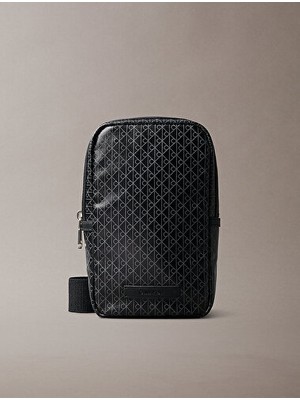 Calvin Klein Erkek Emblem Aop Square Sling Omuz Çantası